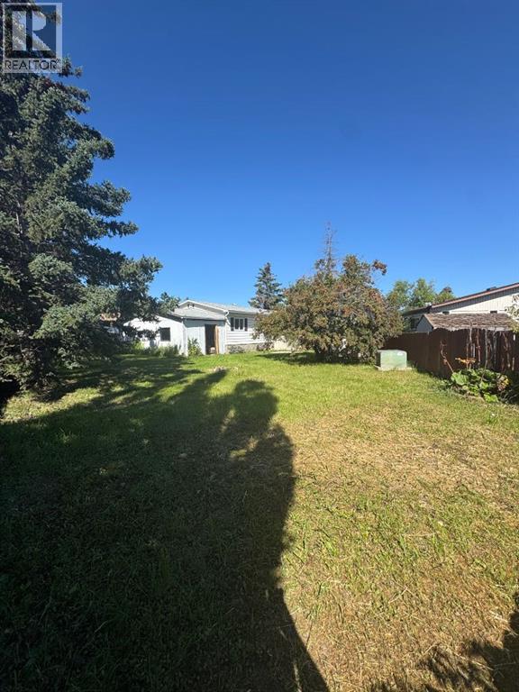 Single Family House Bungalow for Sale in  Huntwell Road NE Huntington Hills Calgary 