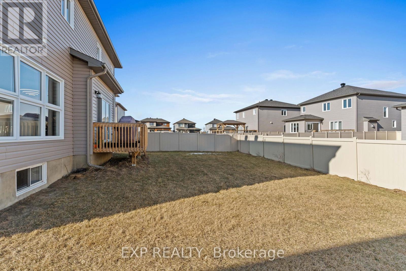 Photo 26 of 524 Lucent Street, Russell ON