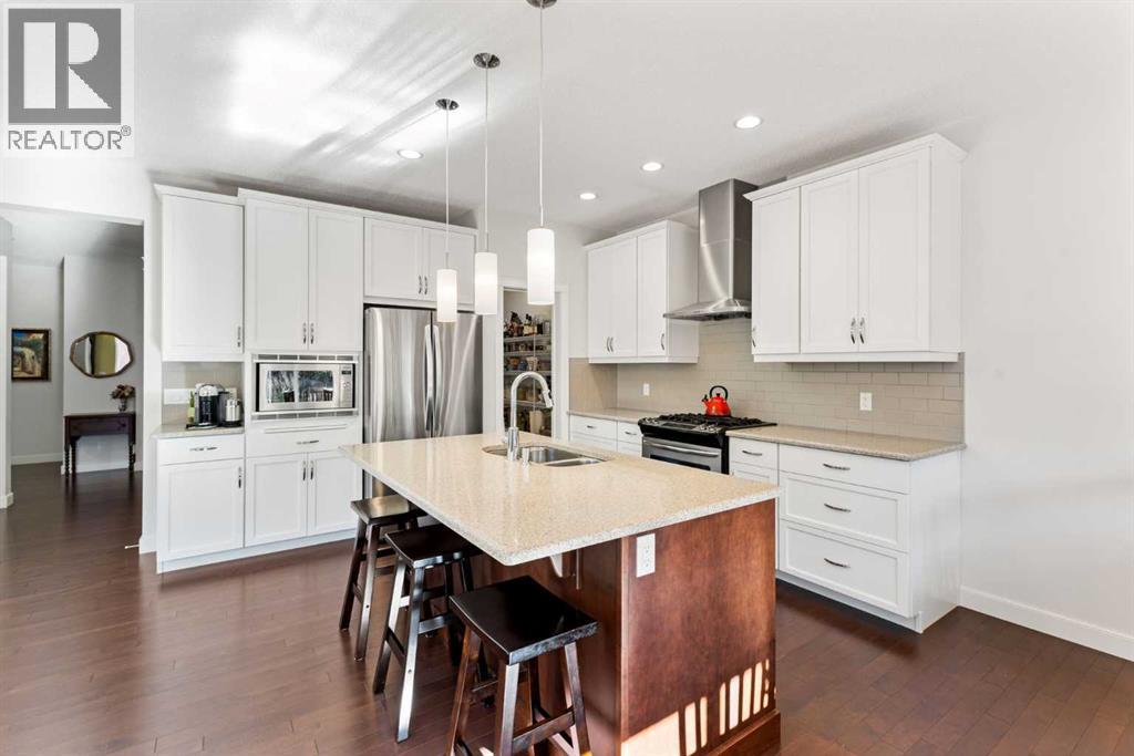 Single Family House for Sale in  Everbrook Drive SW Evergreen Calgary 