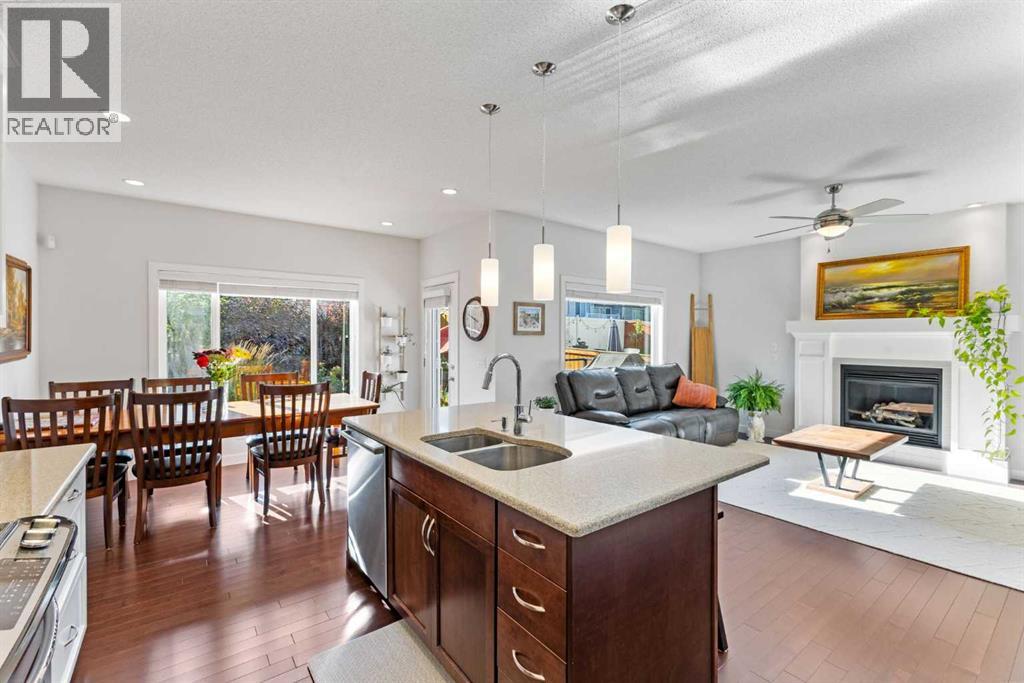Single Family House for Sale in  Everbrook Drive SW Evergreen Calgary 