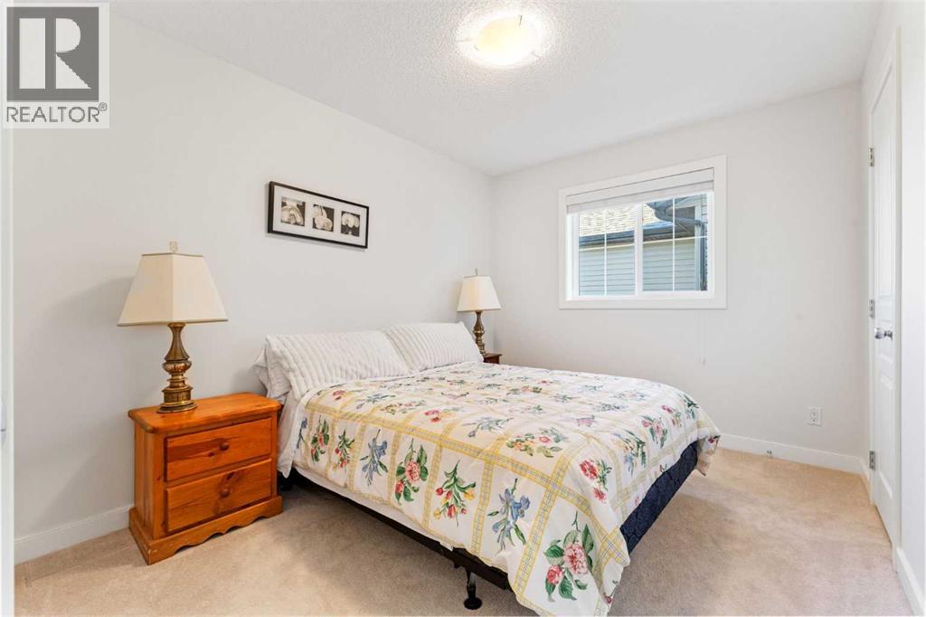 Single Family House for Sale in  Everbrook Drive SW Evergreen Calgary 