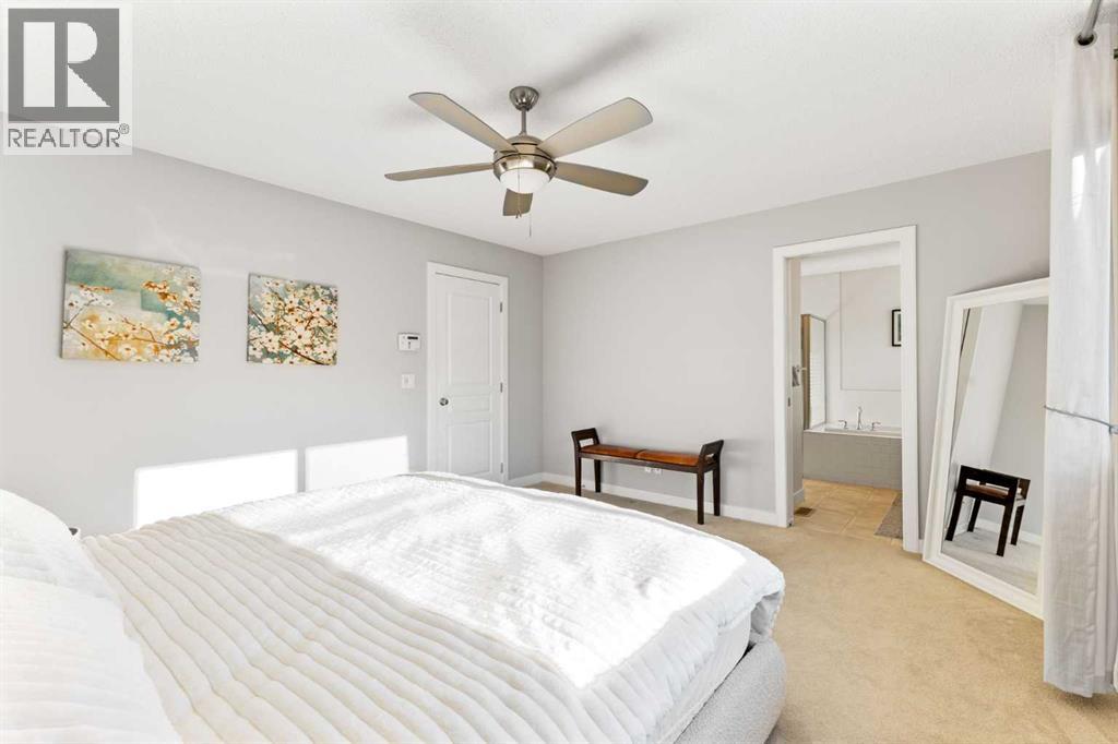 Single Family House for Sale in  Everbrook Drive SW Evergreen Calgary 