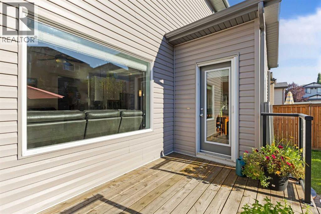 Single Family House for Sale in  Everbrook Drive SW Evergreen Calgary 