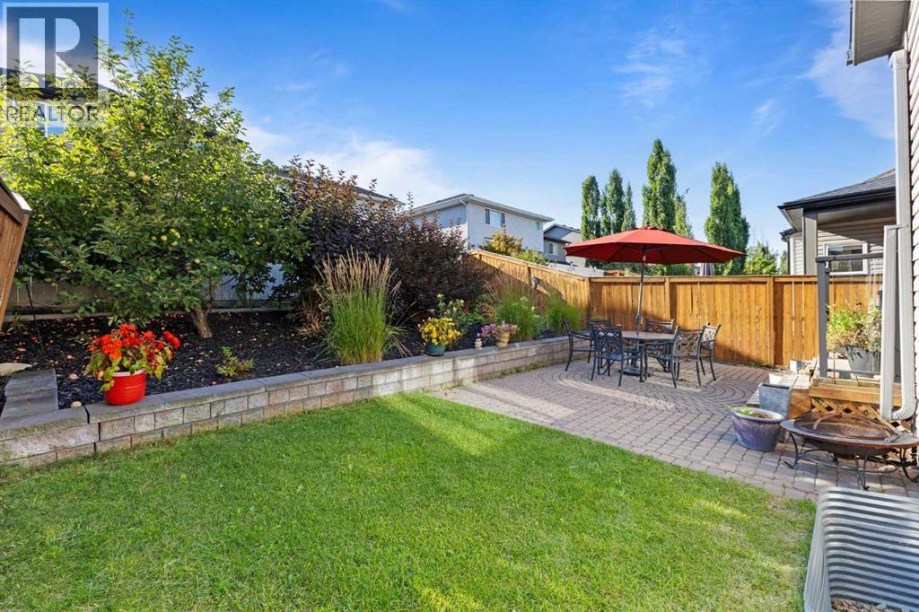 Single Family House for Sale in  Everbrook Drive SW Evergreen Calgary 
