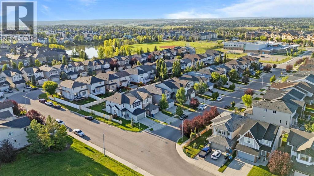 Single Family House for Sale in  Everbrook Drive SW Evergreen Calgary 