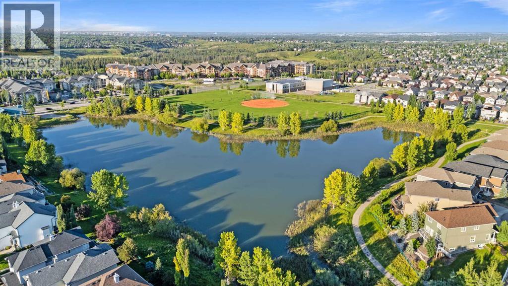 Single Family House for Sale in  Everbrook Drive SW Evergreen Calgary 
