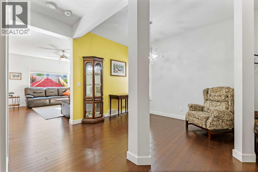 Single Family House for Sale in  Everbrook Drive SW Evergreen Calgary 