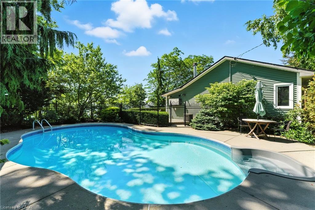 Photo 4 of 58 Lakeview Avenue, Port Dover ON