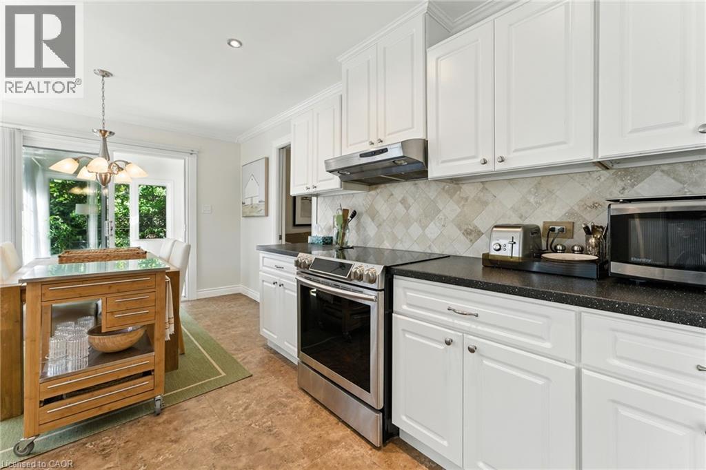 Photo 16 of 58 Lakeview Avenue, Port Dover ON