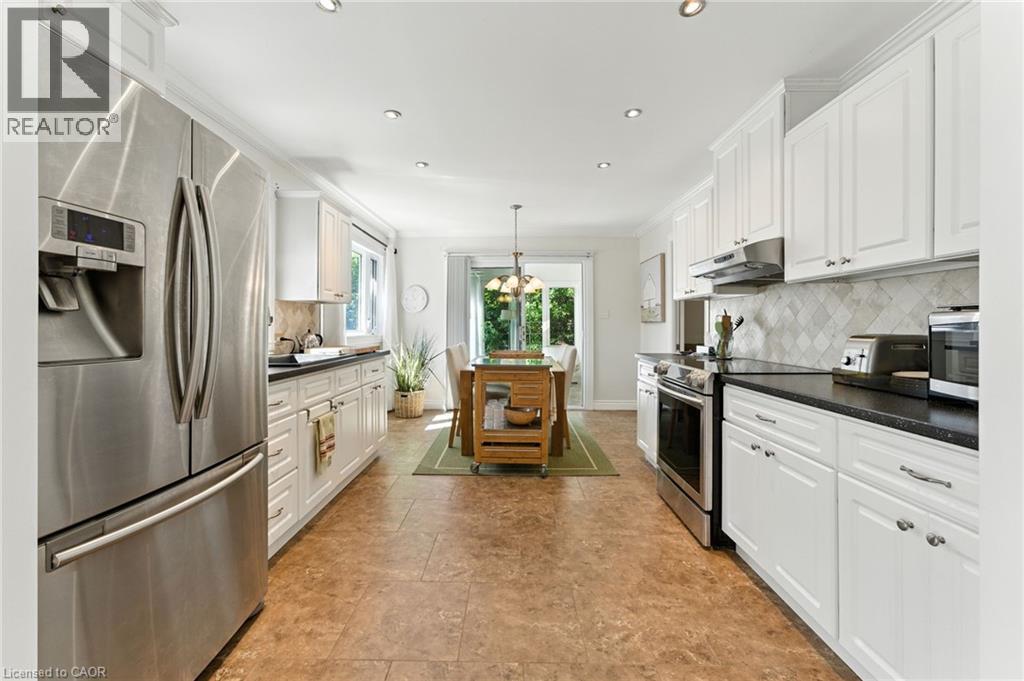 Photo 15 of 58 Lakeview Avenue, Port Dover ON