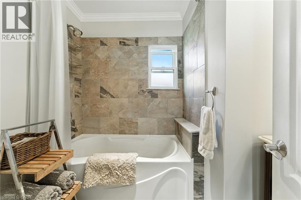 Photo 27 of 58 Lakeview Avenue, Port Dover ON
