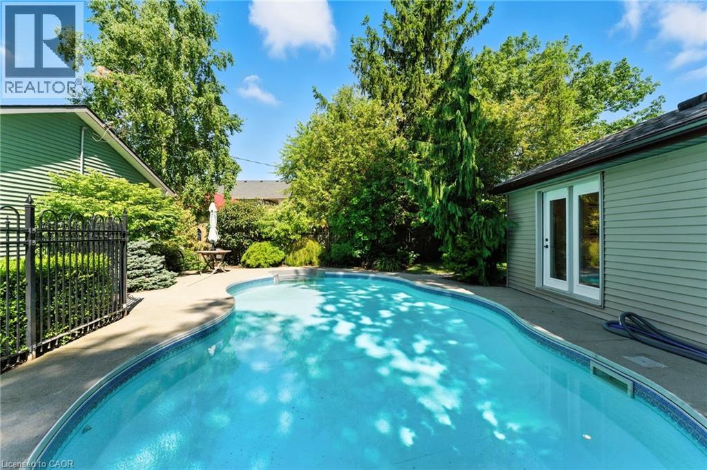 Photo 32 of 58 Lakeview Avenue, Port Dover ON