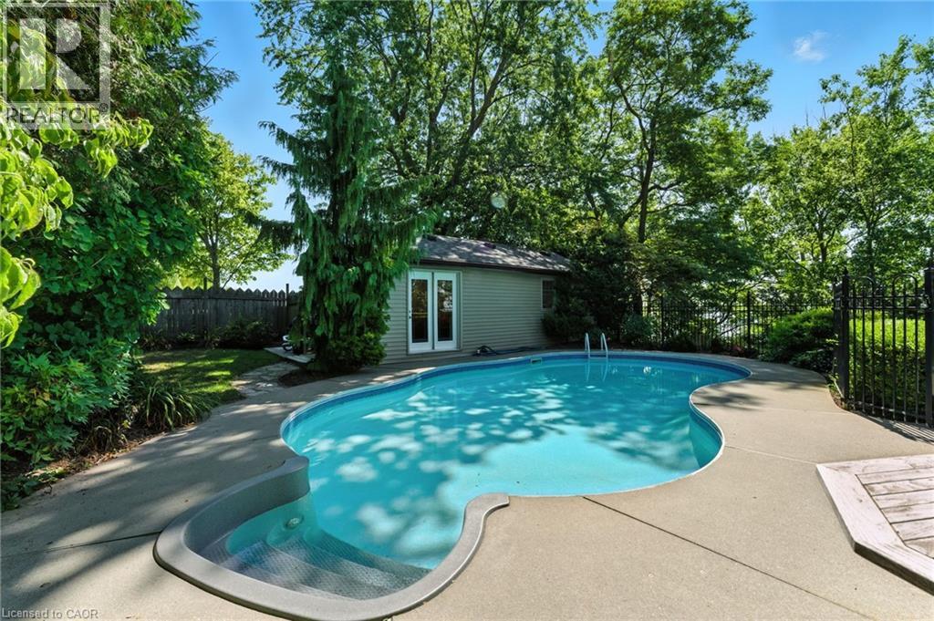 Photo 31 of 58 Lakeview Avenue, Port Dover ON