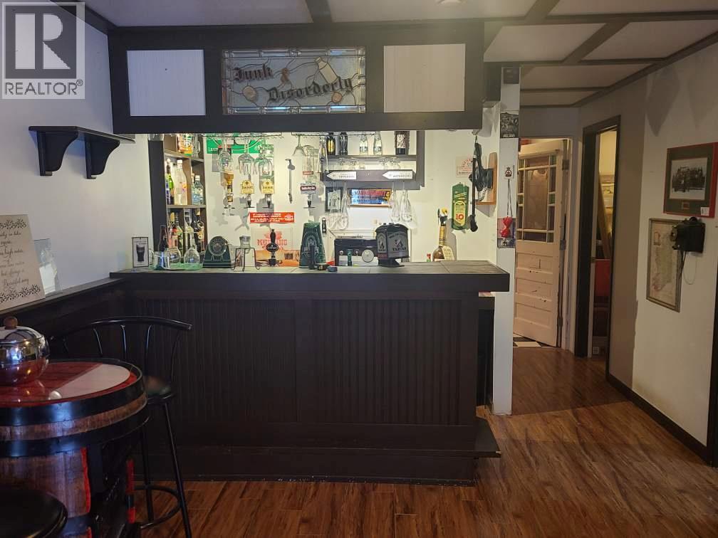 532 6th. Avenue N, Creston