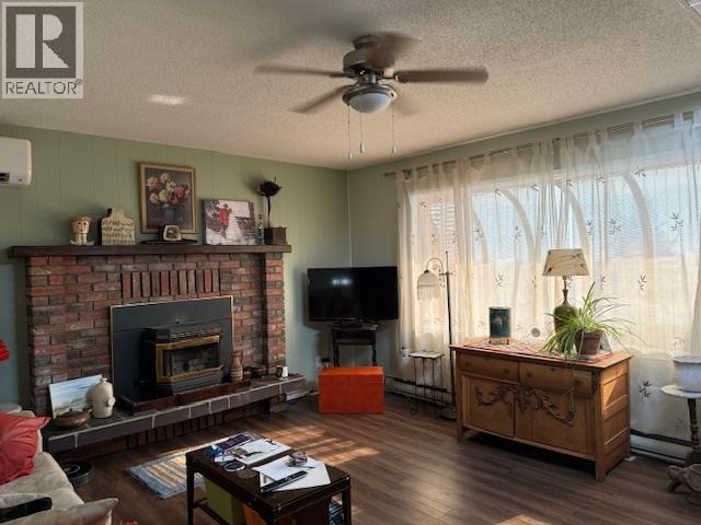 532 6th. Avenue N, Creston