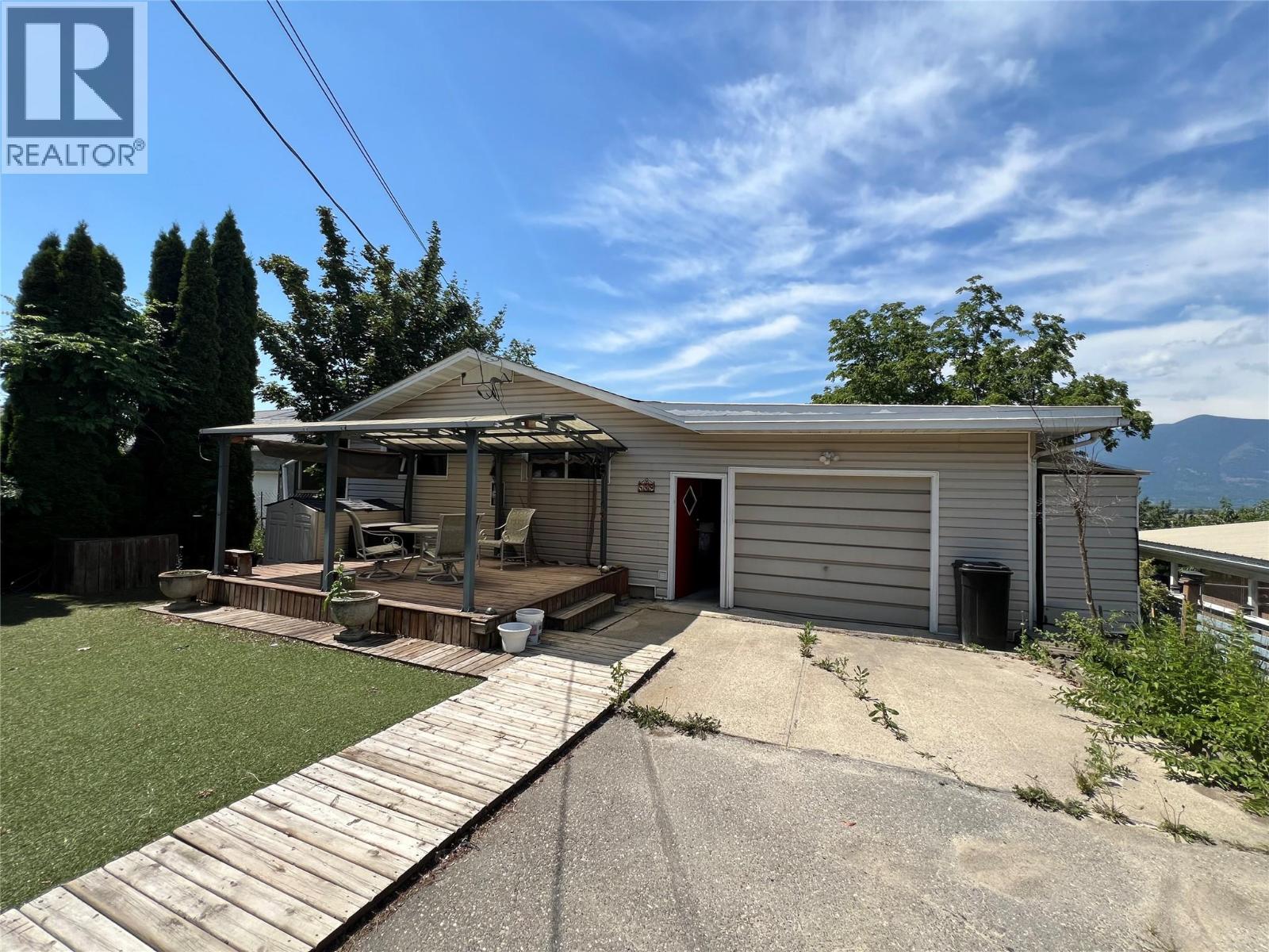 532 6th. Avenue N, Creston