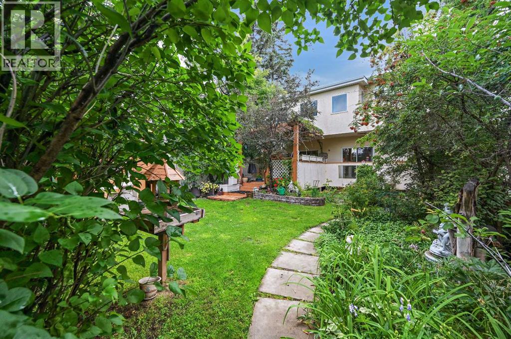 Single Family House for Sale in  Bowness Road NW Bowness Calgary 