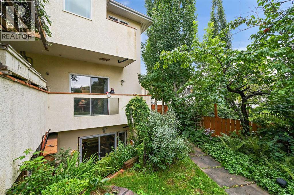 Single Family House for Sale in  Bowness Road NW Bowness Calgary 