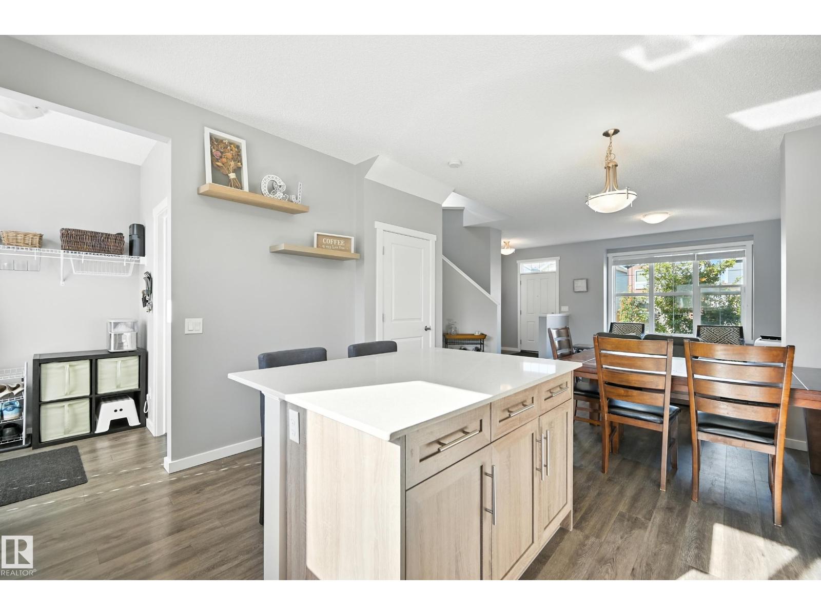 Photo 24 of 2677 Maple Wy Nw, Edmonton AB
