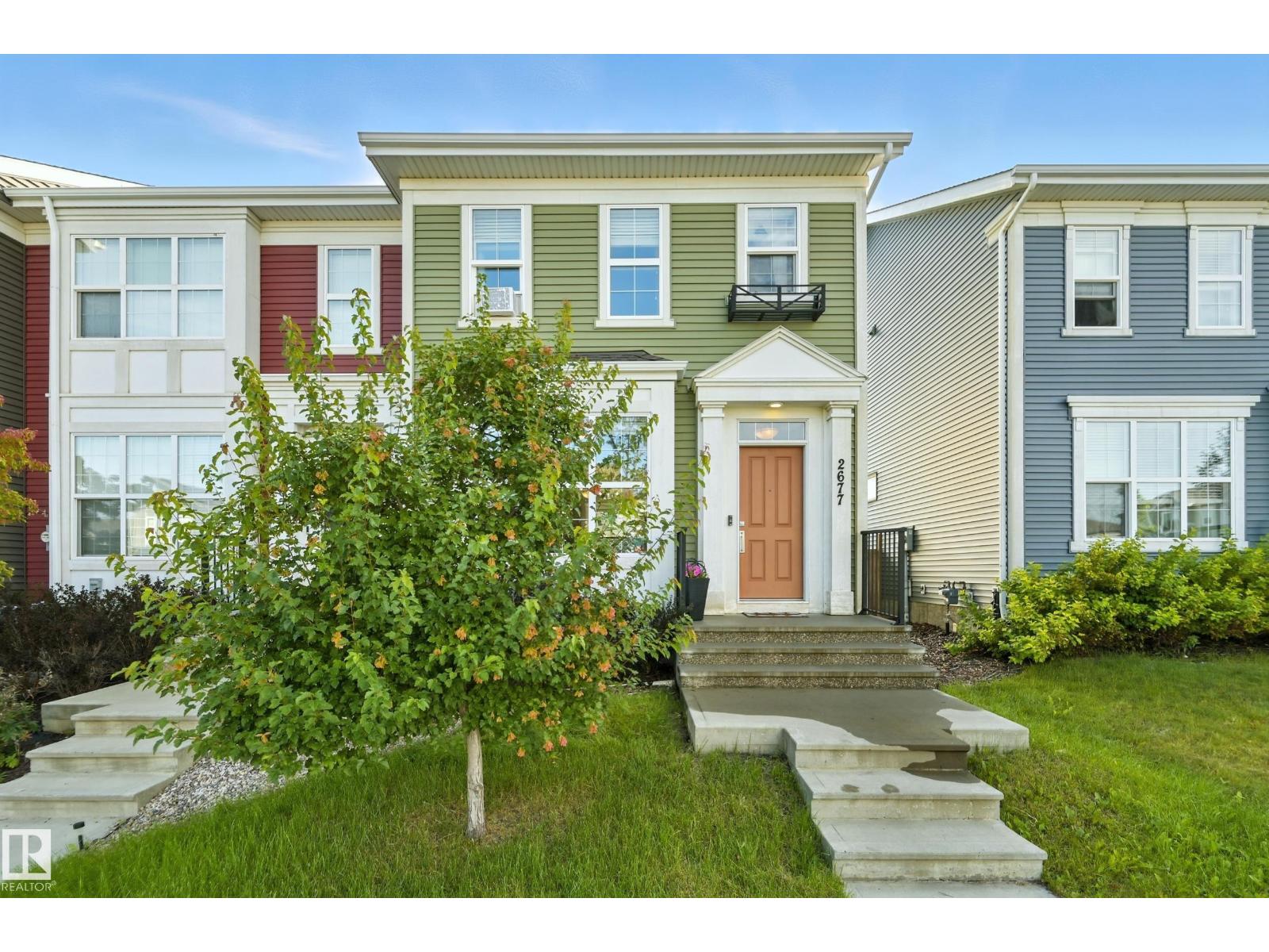 Photo 16 of 2677 Maple Wy Nw, Edmonton AB