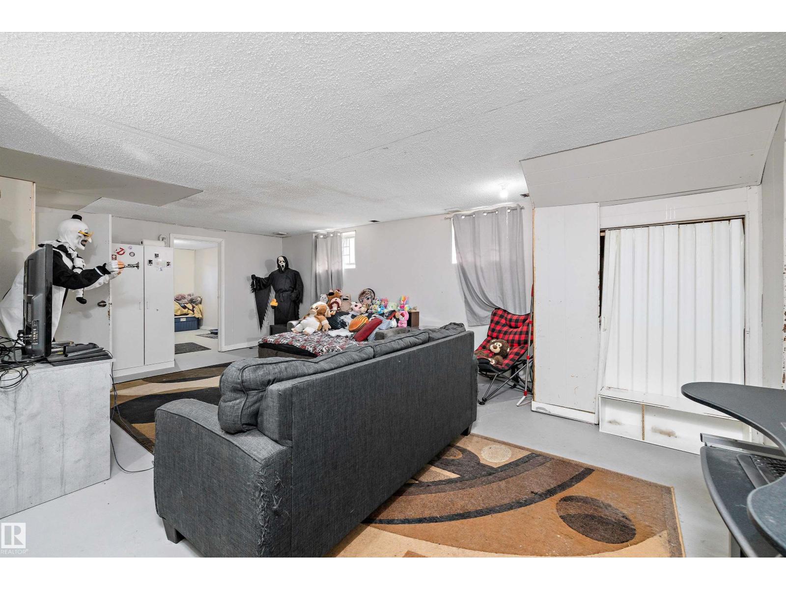 Photo 19 of 11911 11913 123 St Nw, Edmonton AB