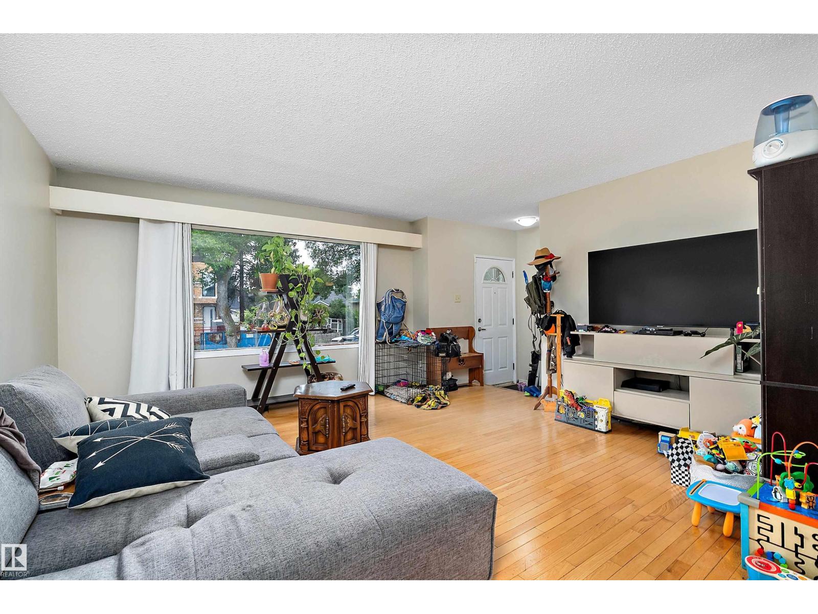 Photo 31 of 11911 11913 123 St Nw, Edmonton AB