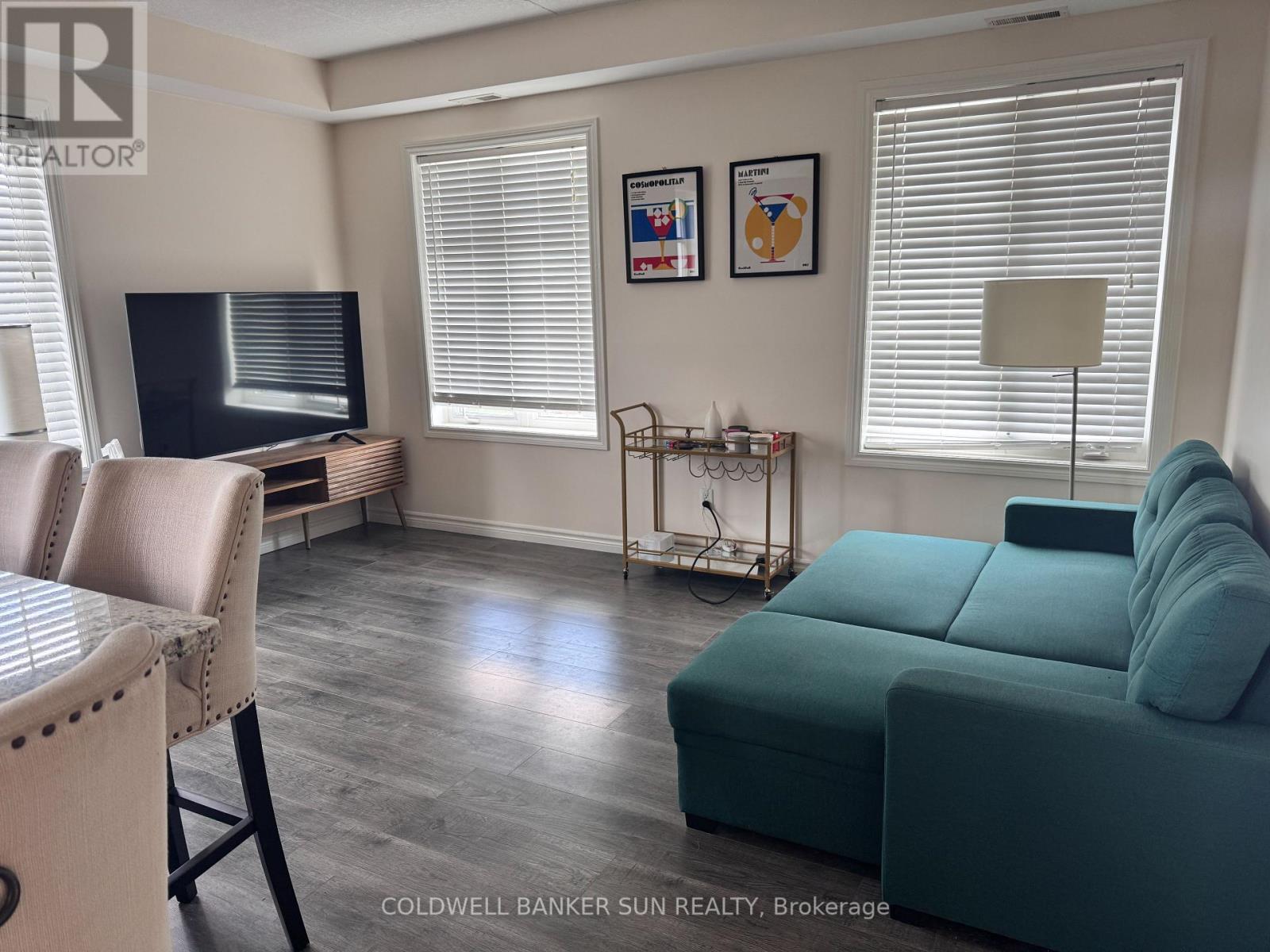 Photo 13 of 211 2 Colonial Drive, Guelph ON