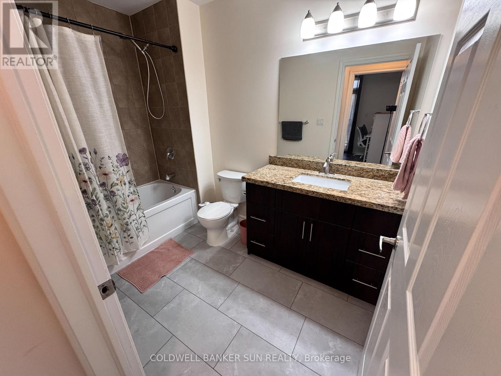 Photo 23 of 211 2 Colonial Drive, Guelph ON