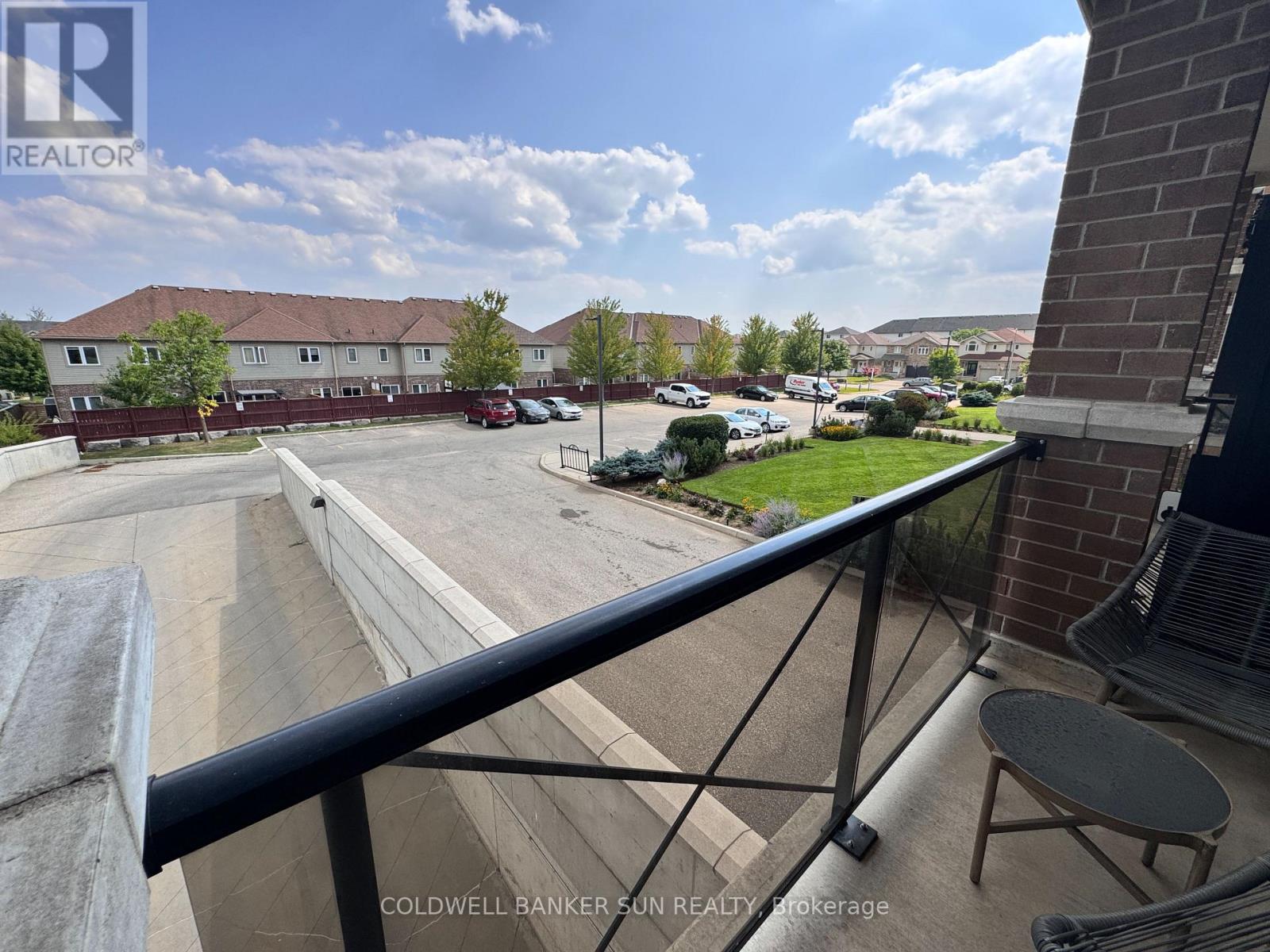 Photo 22 of 211 2 Colonial Drive, Guelph ON
