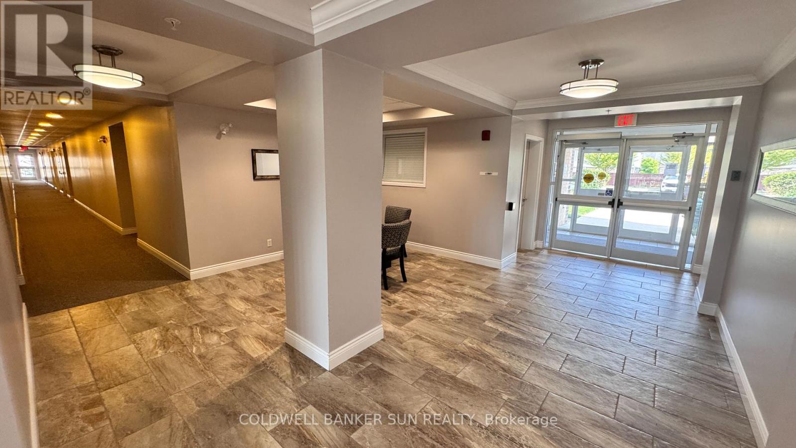 Photo 5 of 211 2 Colonial Drive, Guelph ON
