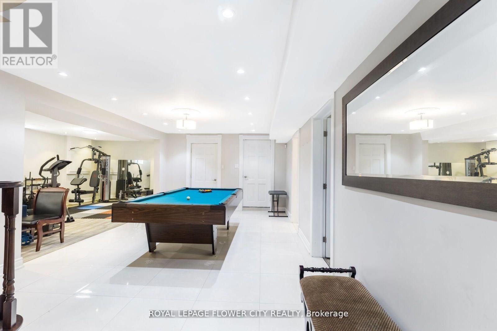Photo 34 of 15 Thistle Ridge Drive E, Vaughan ON