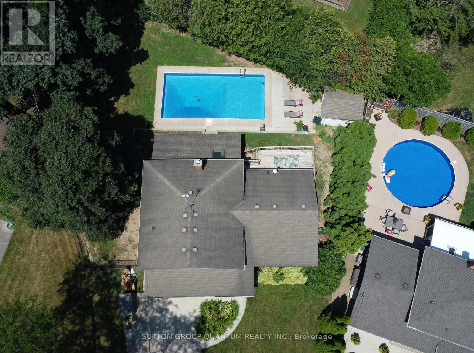 Photo 8 of 3 Colonial Court, St Catharines ON