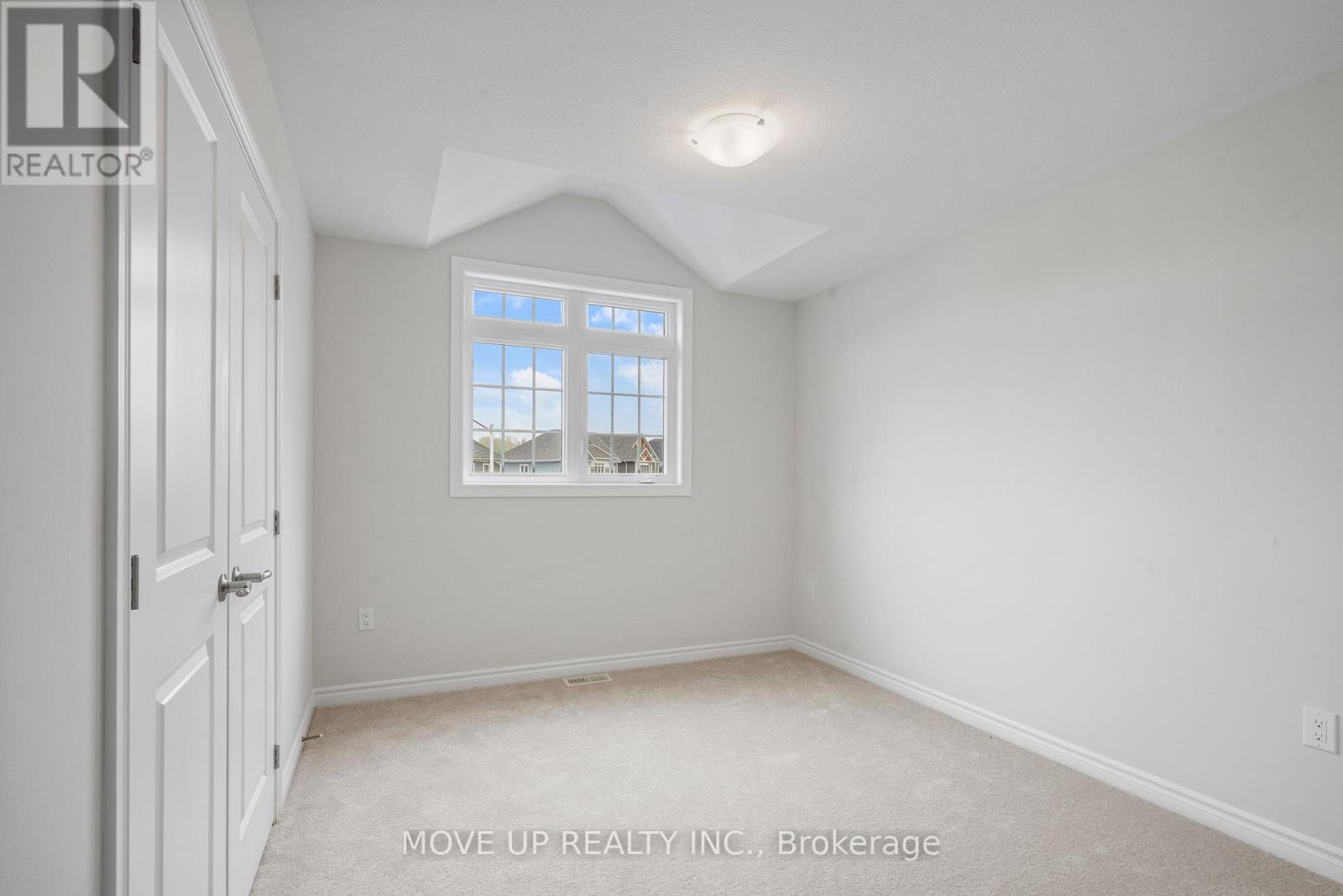Photo 30 of 335 Beechwood Forest Lane, Gravenhurst ON
