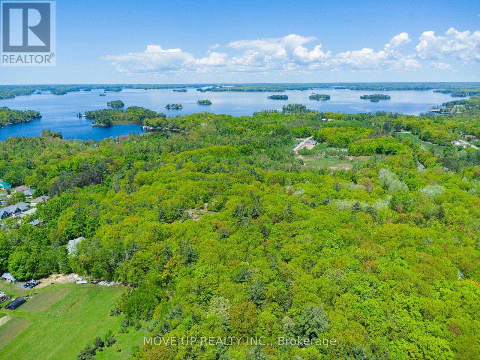 Photo 42 of 335 Beechwood Forest Lane, Gravenhurst ON