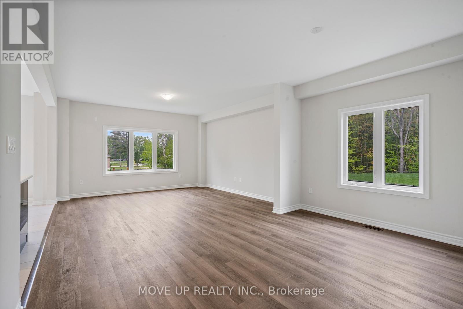 Photo 7 of 335 Beechwood Forest Lane, Gravenhurst ON