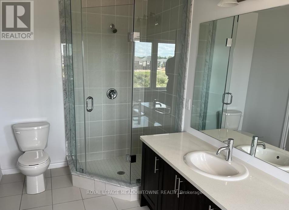 Photo 12 of 308 Russell Street, Southgate ON