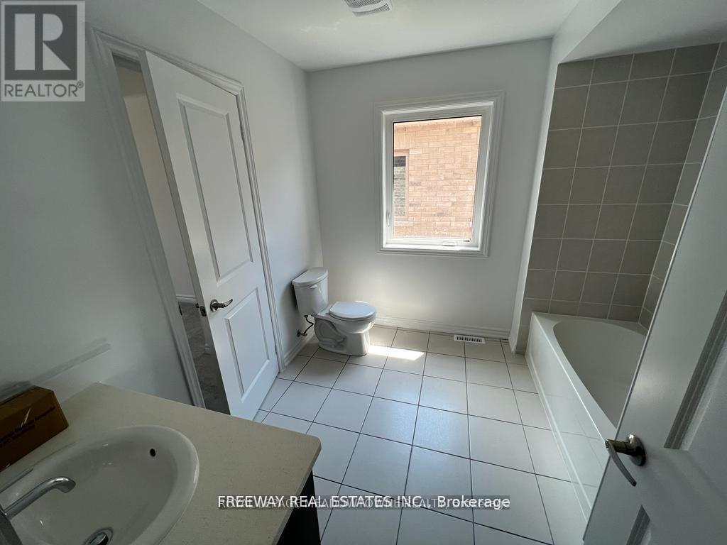 Photo 15 of 308 Russell Street, Southgate ON