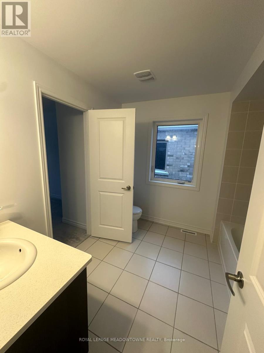 Photo 45 of 308 Russell Street, Southgate ON