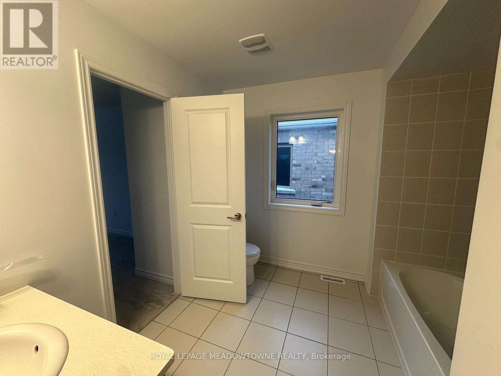 Photo 46 of 308 Russell Street, Southgate ON