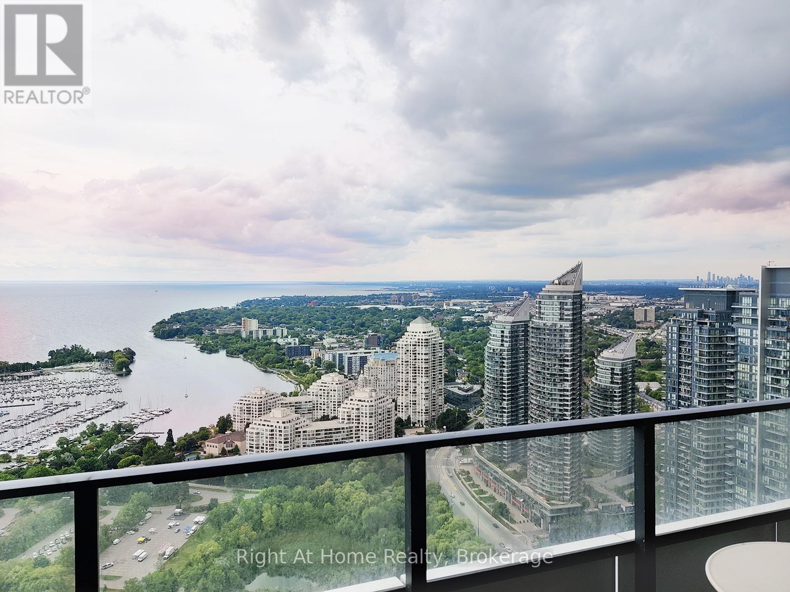 Photo 10 of 4401 20 Shore Breeze Drive, Toronto ON