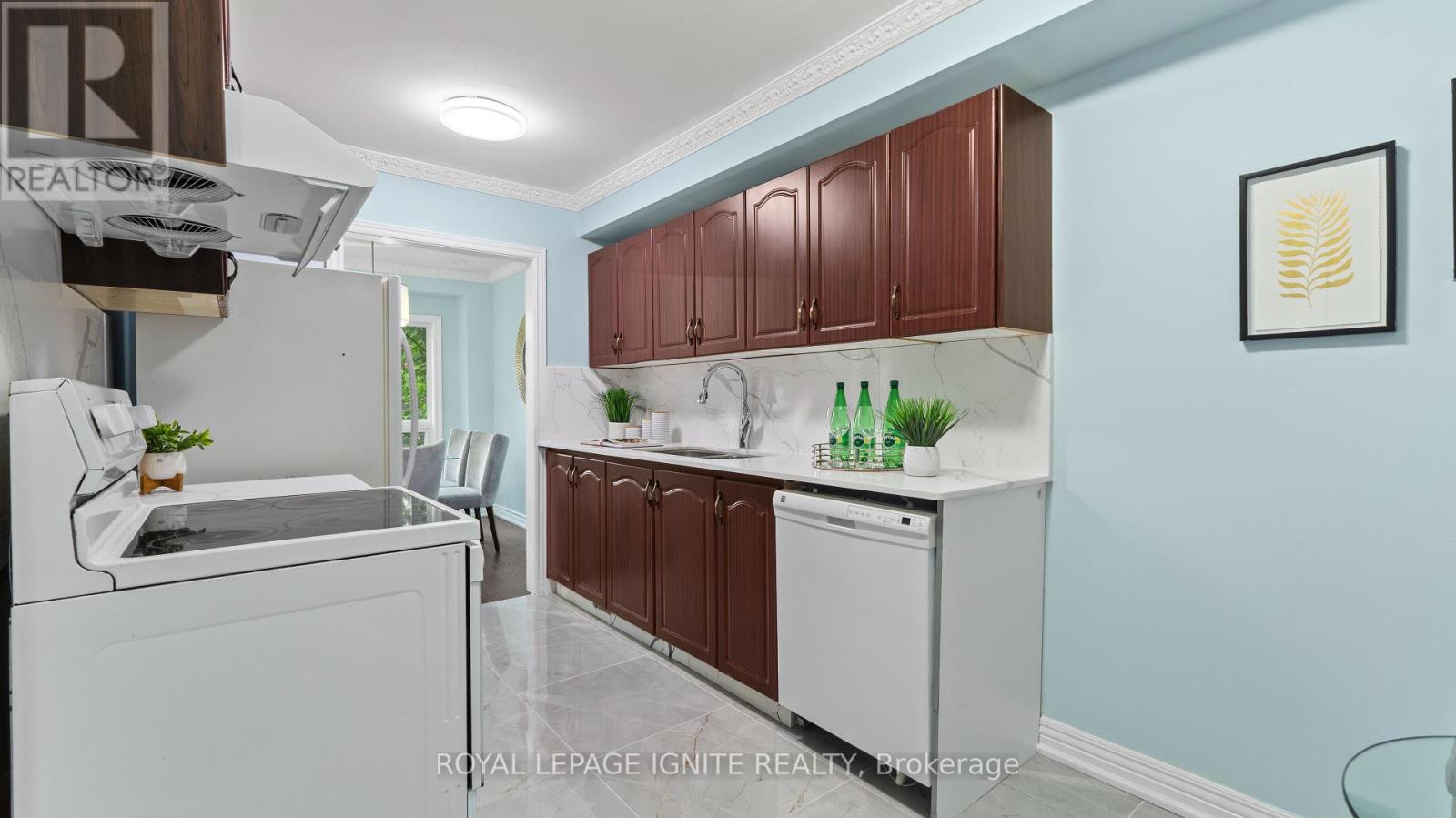 Photo 8 of 57 401 Sewells Road, Toronto ON