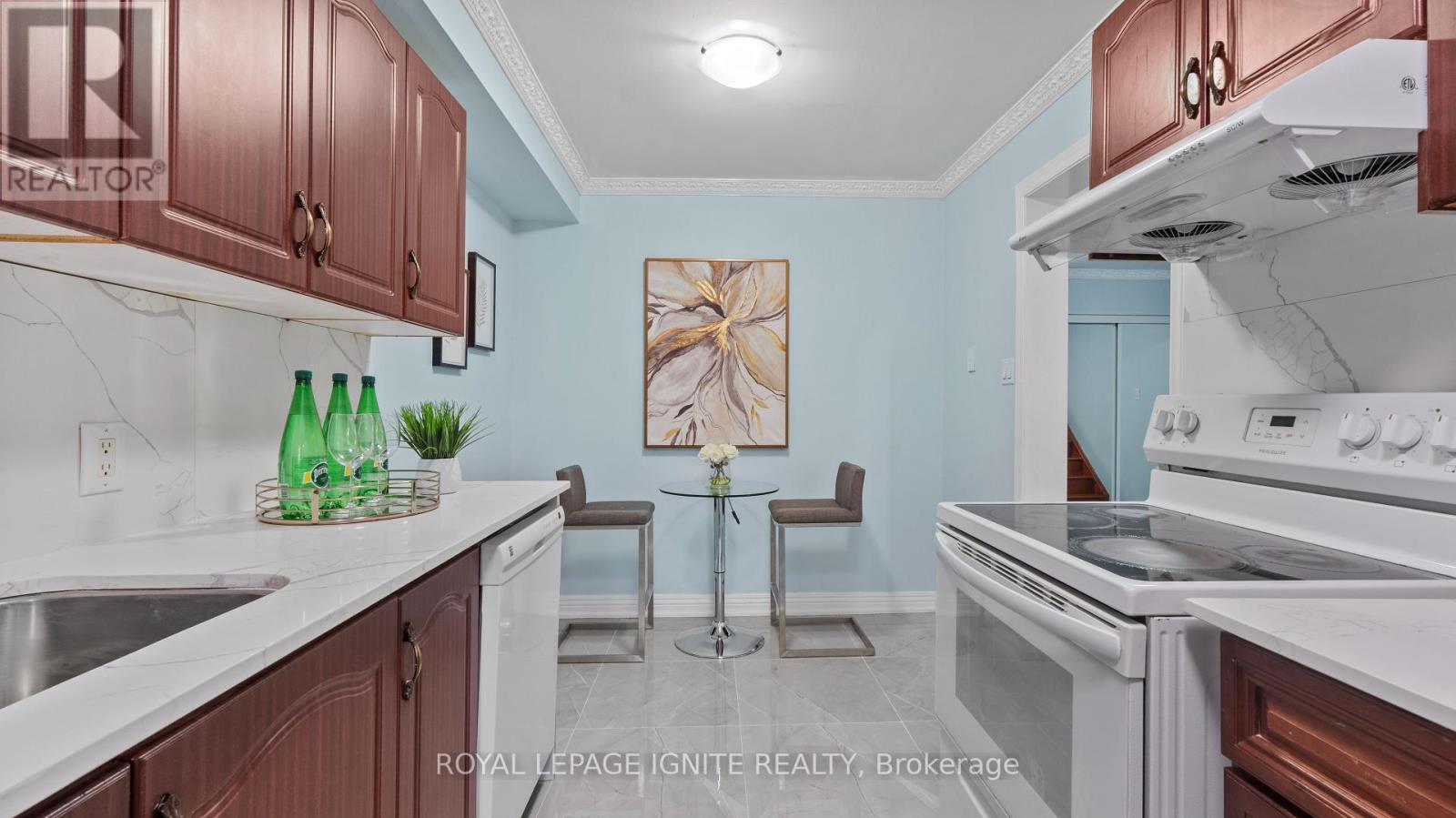 Photo 9 of 57 401 Sewells Road, Toronto ON