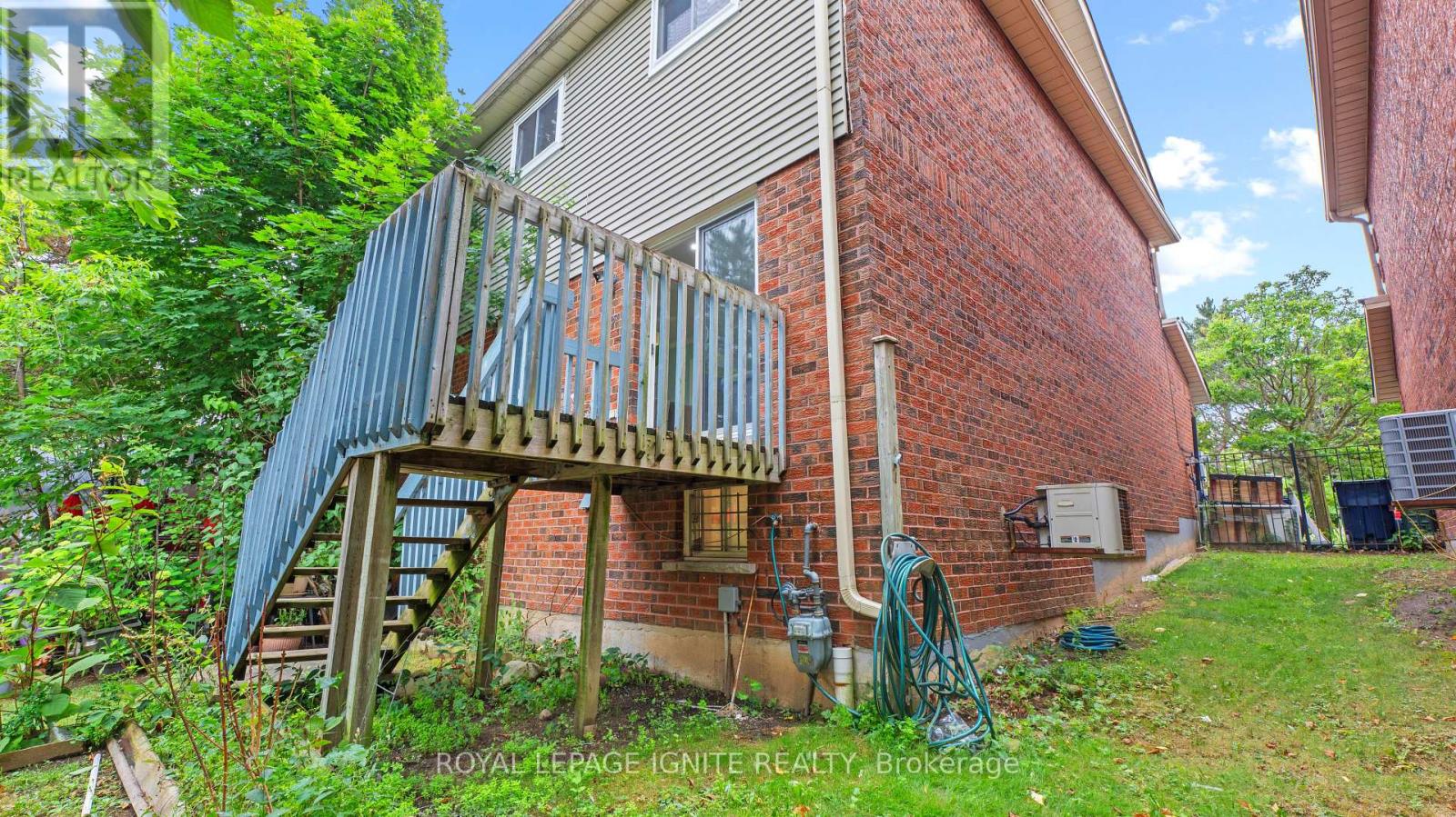 Photo 27 of 57 401 Sewells Road, Toronto ON