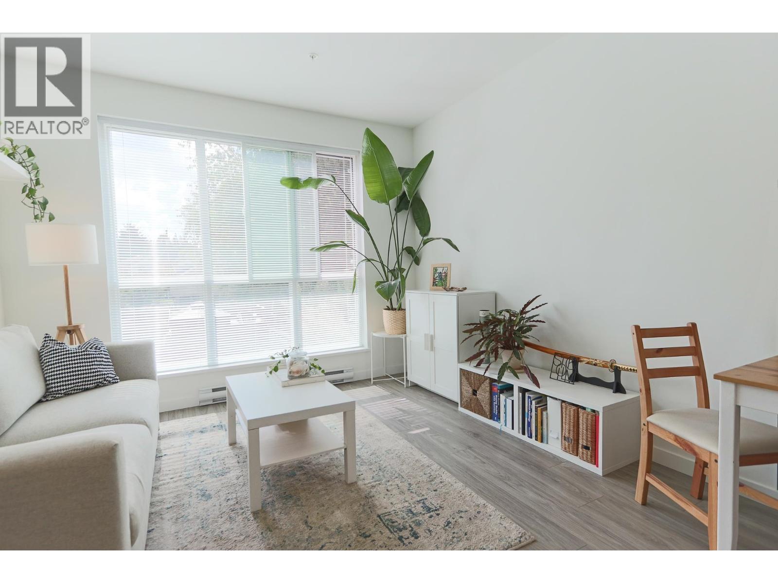 Photo 8 of 202 2236 Welcher Avenue, Port Coquitlam BC