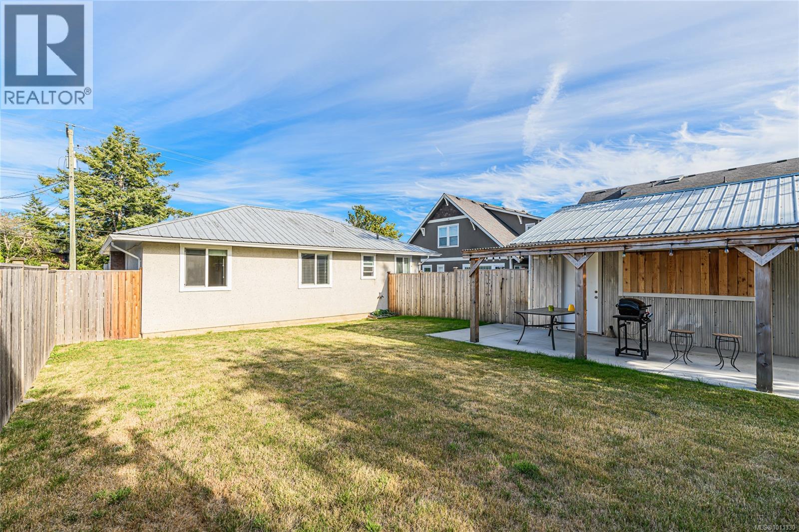 10142 Resthaven Dr, Sidney