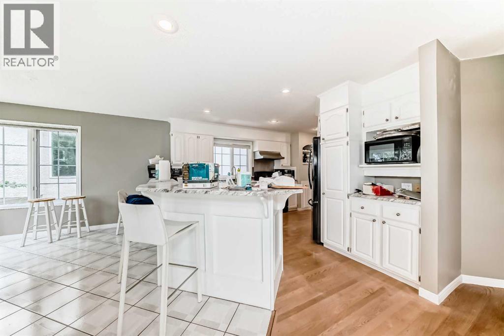 Single Family House for Sale in  Edgeview Road NW Edgemont Calgary 