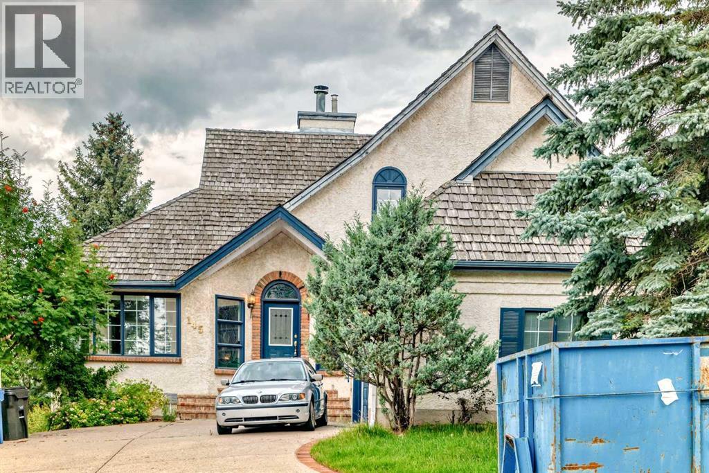 Single Family House for Sale in  Edgeview Road NW Edgemont Calgary 