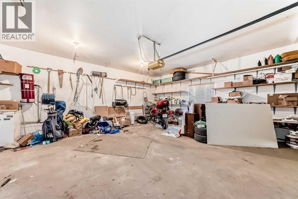 Single Family House for Sale in  Edgeview Road NW Edgemont Calgary 