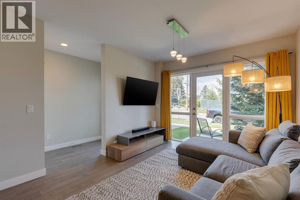 Single Family House for Sale in   Avenue SW Erlton Calgary 