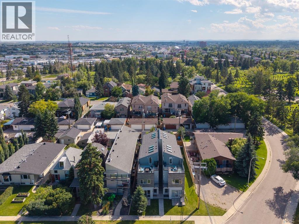 Single Family House for Sale in   Avenue SW Erlton Calgary 